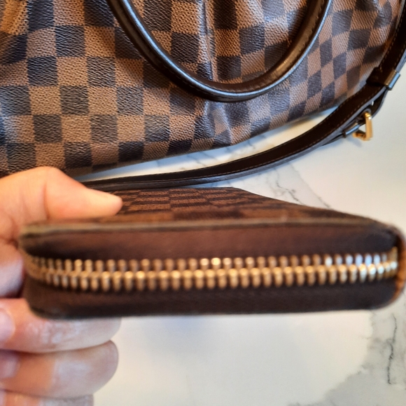 Authentic louis vuitton damier ebine trevi pm 2 way bag and wallet - Picture 7 of 11